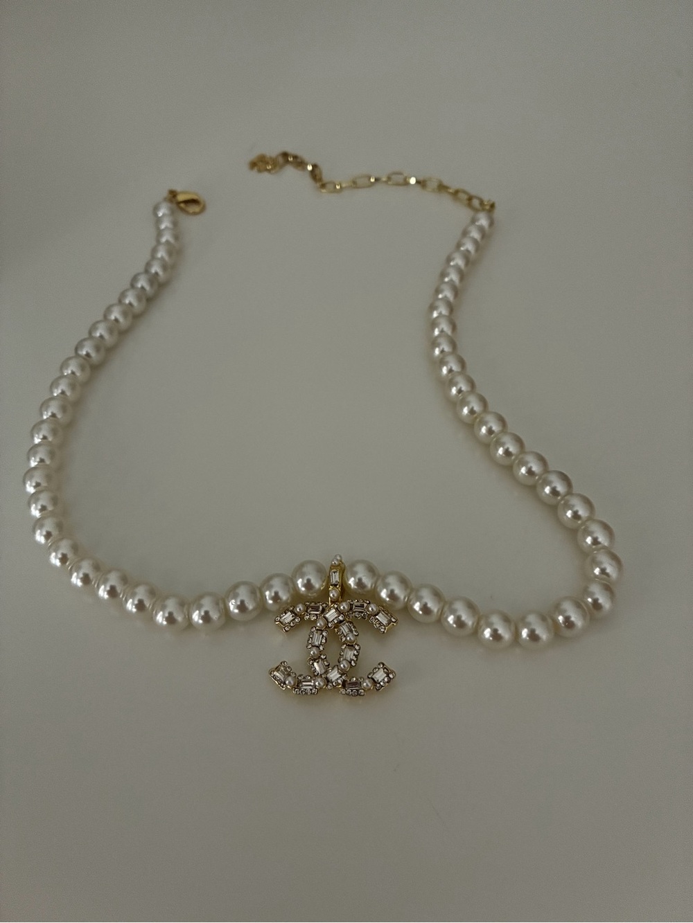 Pearl Choker Necklace with Gold Logo Pendant